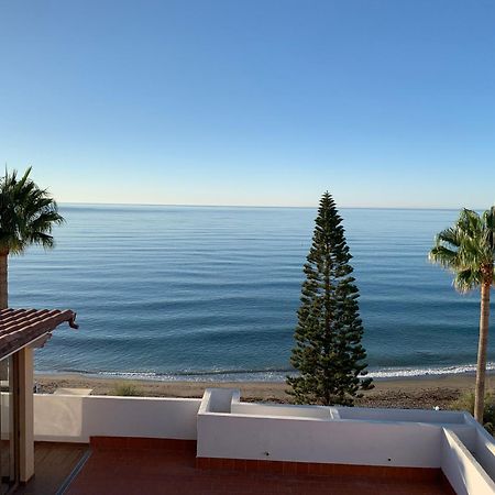 Penthouse On The Beachfront Apartamento Estepona Exterior foto