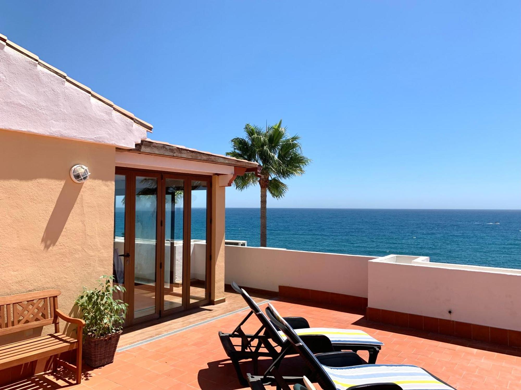 Penthouse On The Beachfront Apartamento Estepona Exterior foto